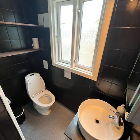 Med Hojt Til Loftet